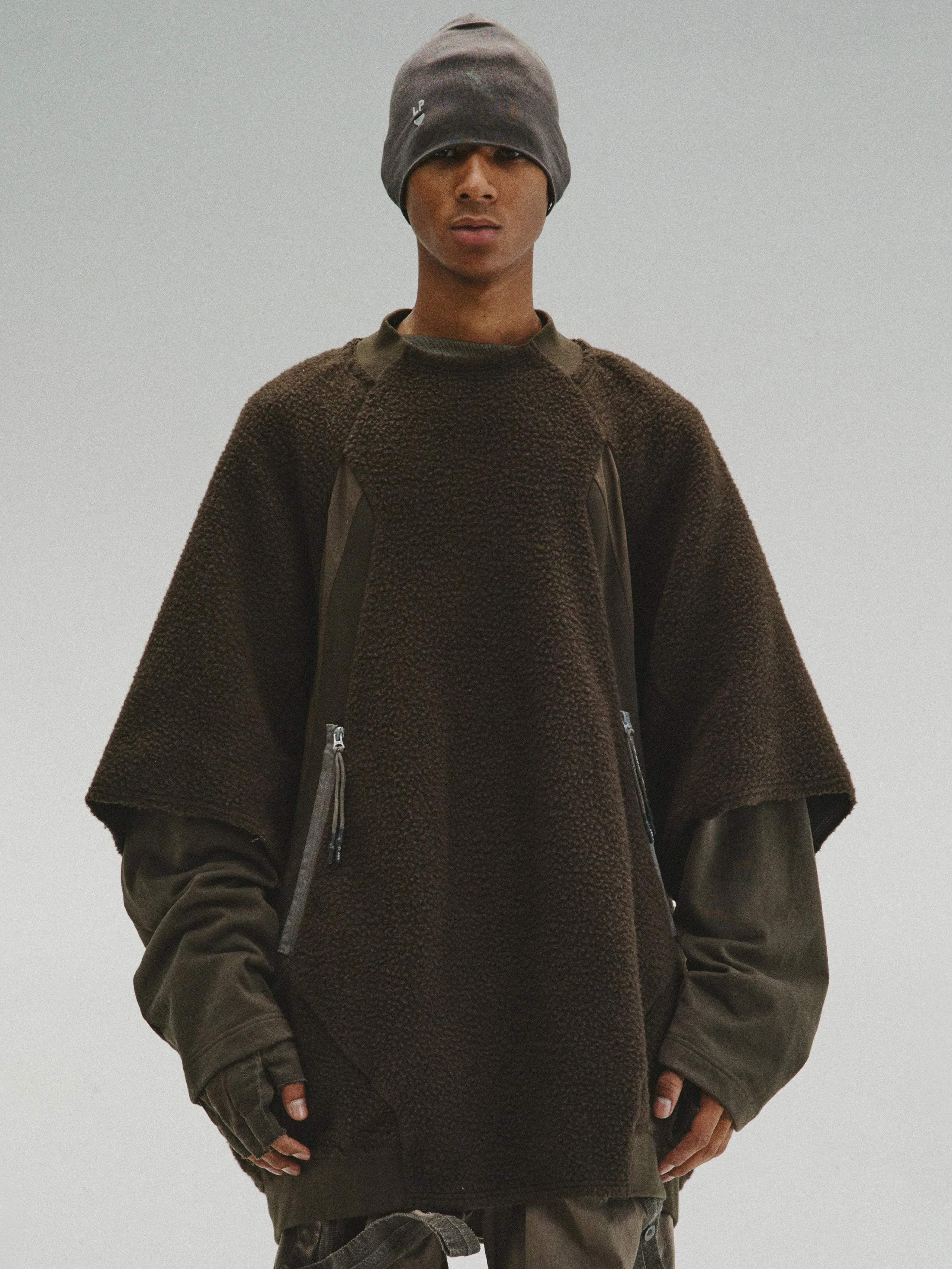 assets/culture/noeri/noeri-inspector-pullover.webp