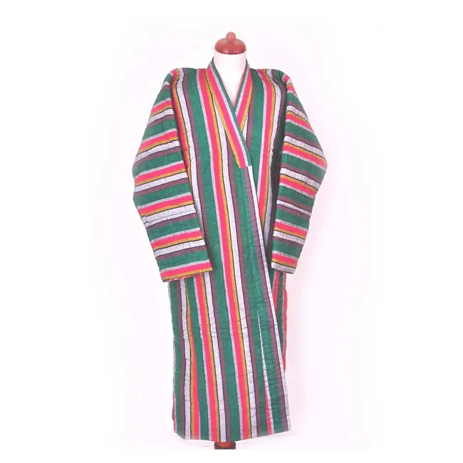 assets/culture/ostren-khelvar/khelvar-03-ikat-chapan.webp